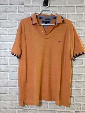 Tommy Hilfiger Men's peach/orange tone Polo with Contrast Stripe Collar, large